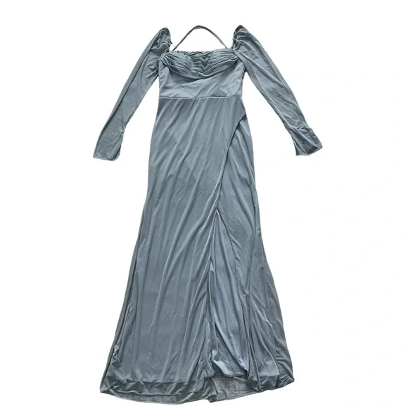 🥒 Azazie Abriana Long Sleeve Princess Halter Floor Length Bridesmaid Dress 6 - Picture 4 of 9